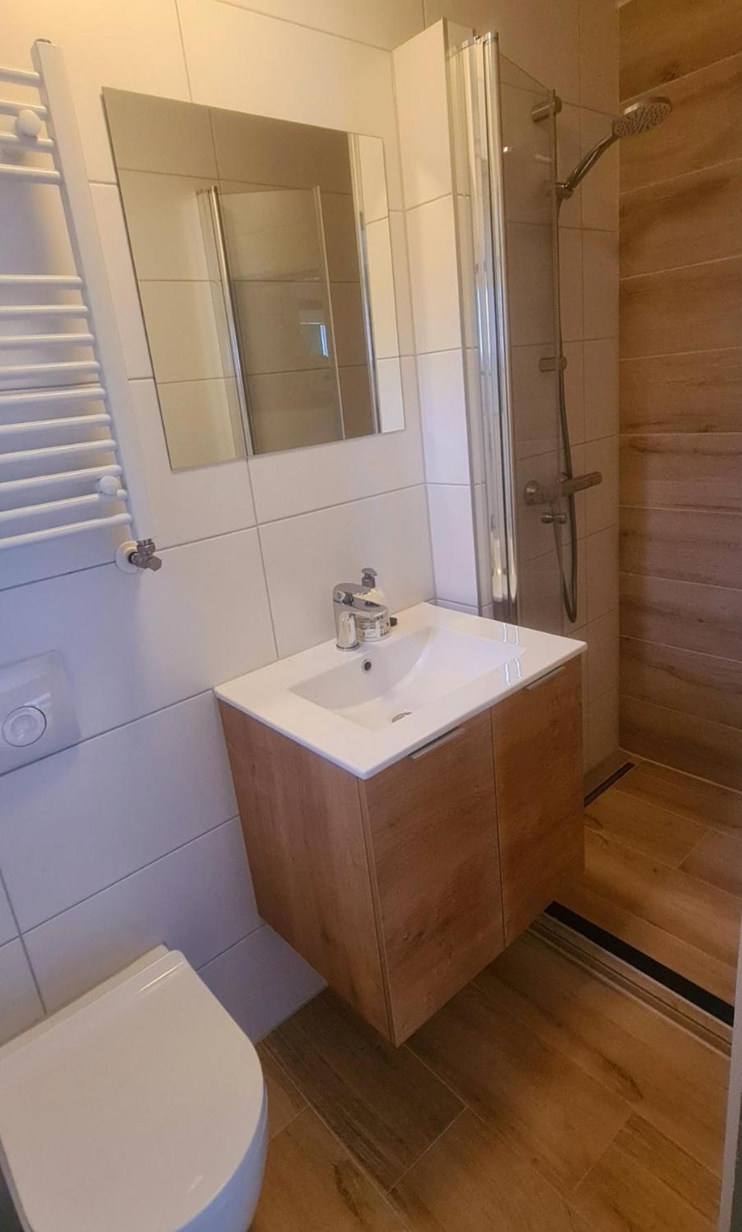 Roos Guesthouse Holiday Appartements Valkenburg aan de Geul Værelse billede