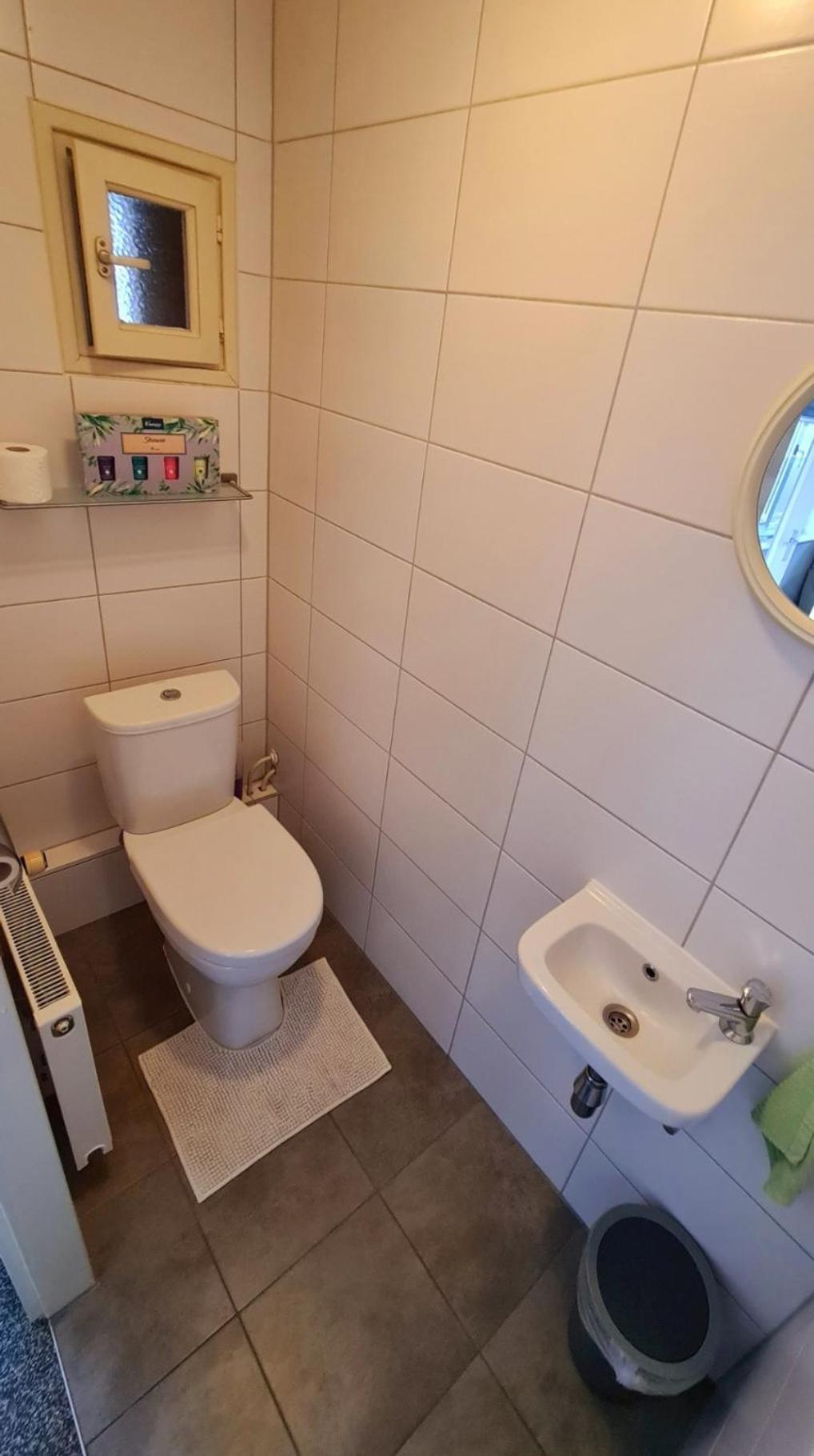 Roos Guesthouse Holiday Appartements Valkenburg aan de Geul Værelse billede